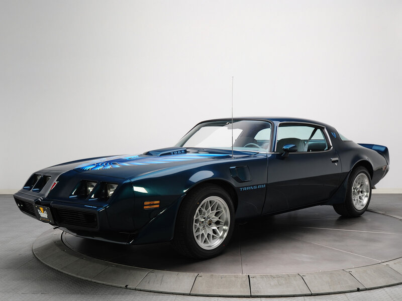 Dark Blue Muscle Car — Neutral