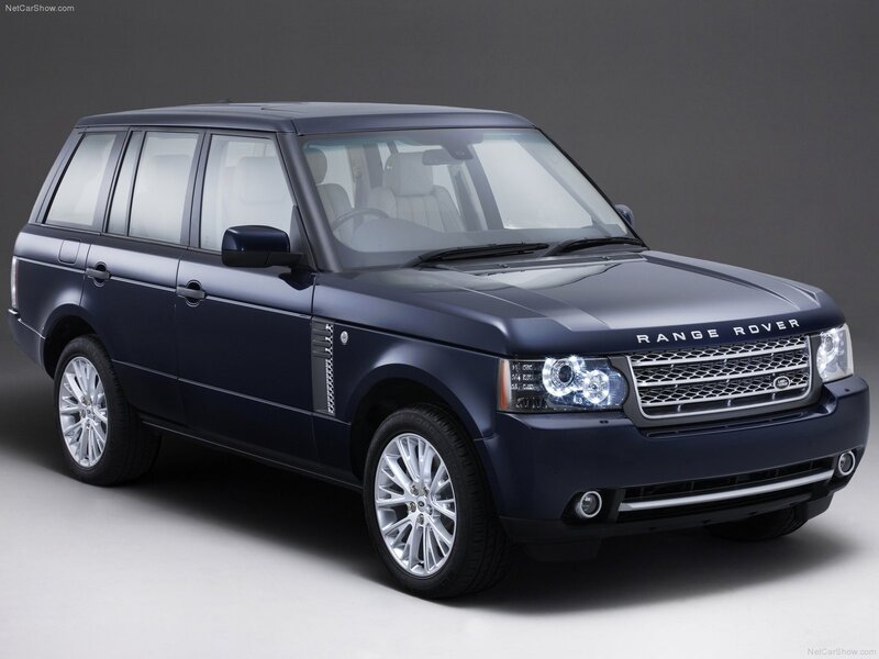 Dark blue Range Rover SUV