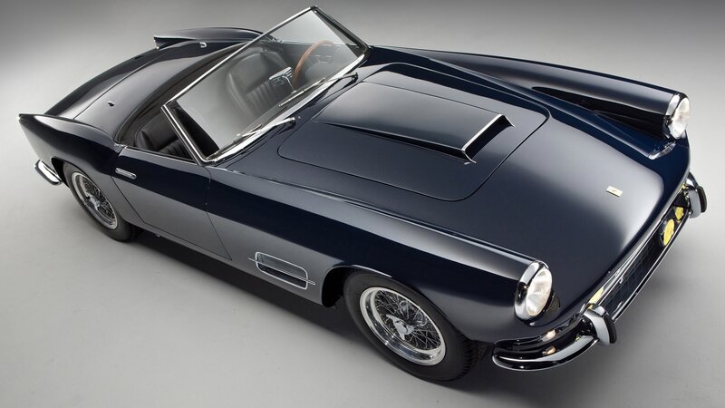Dark Blue Vintage Car — Dramatic, Photograph