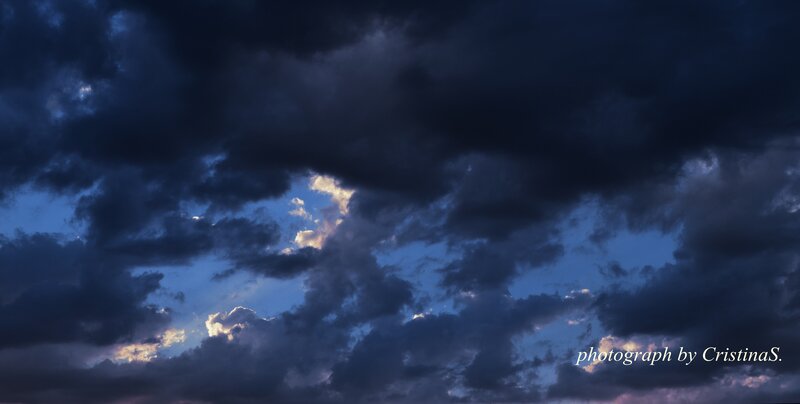 Dark Clouds in Sky — Blue