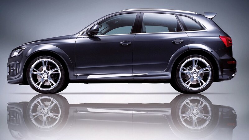 dark gray audi suv