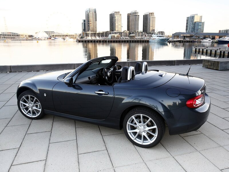 Dark Gray Convertible Car — Calm, Afternoon, Photograph