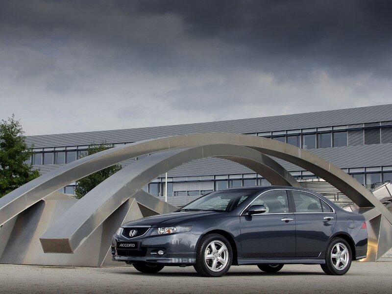 Dark gray Honda Accord sedan