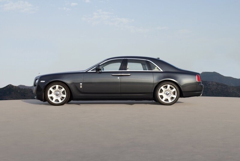 Dark Gray Rolls-Royce — Serene