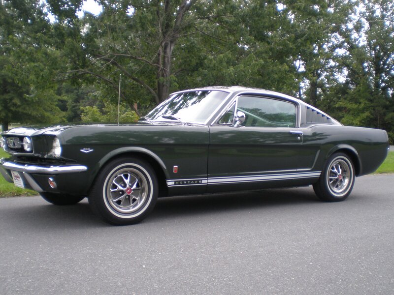 Dark Green Classic Car — Calm, Afternoon, Photograph, Trees, Asphalt
