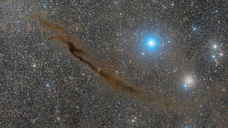 Dark Nebula in Space — Black, Dramatic, Night