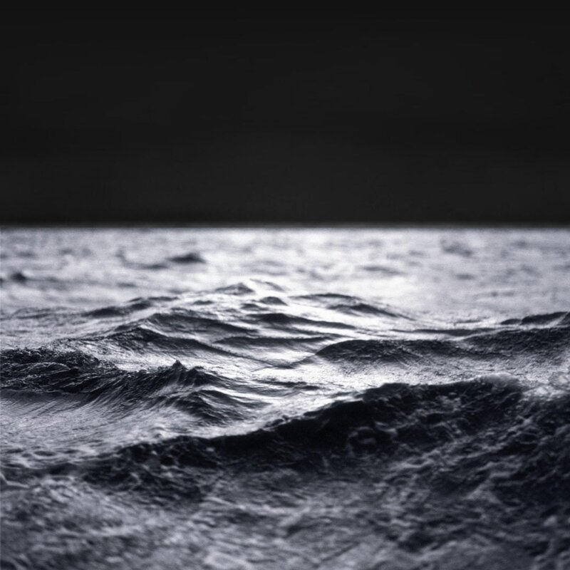 Dark Ocean Waves — Black, Dramatic