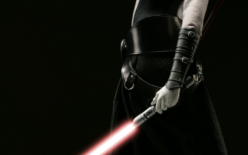 Darth Maul with red lightsaber