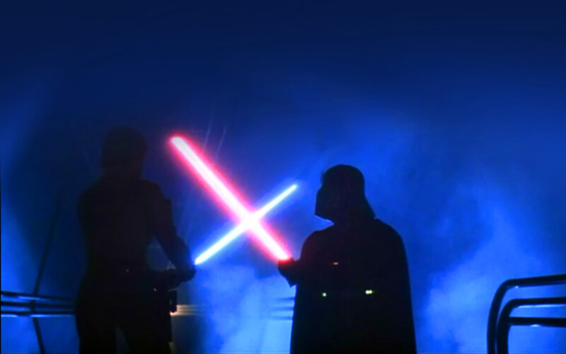Darth Vader vs Luke Skywalker