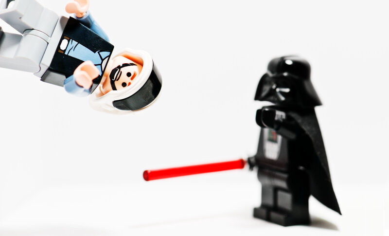 Darth Vader vs pilot minifigure