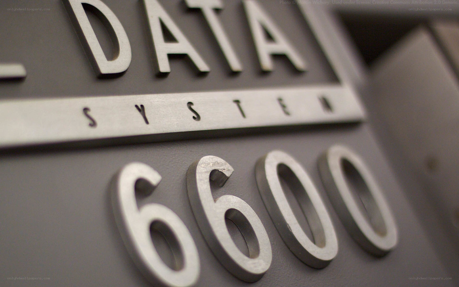 Data System 6600 label