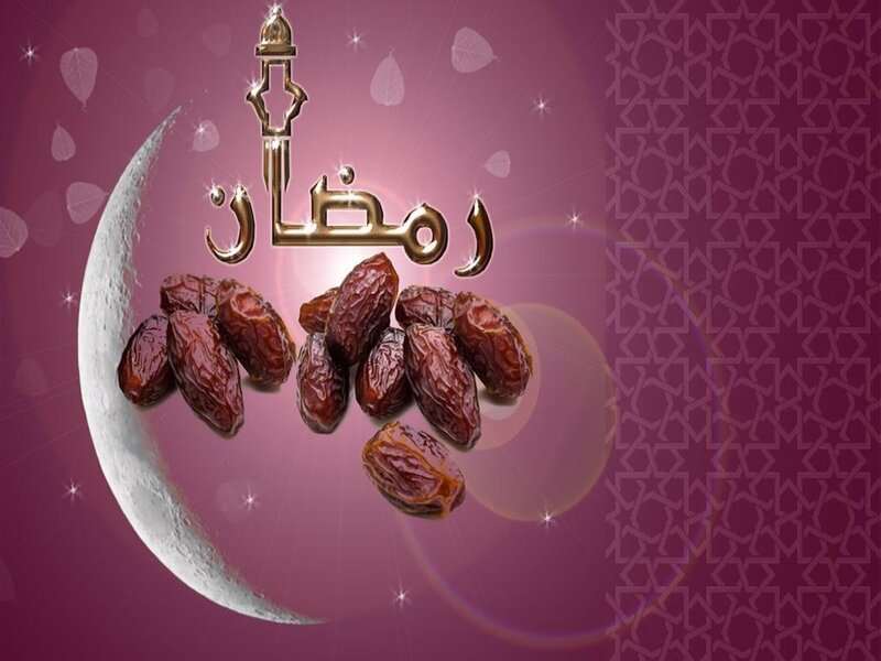 Dates on Crescent Moon