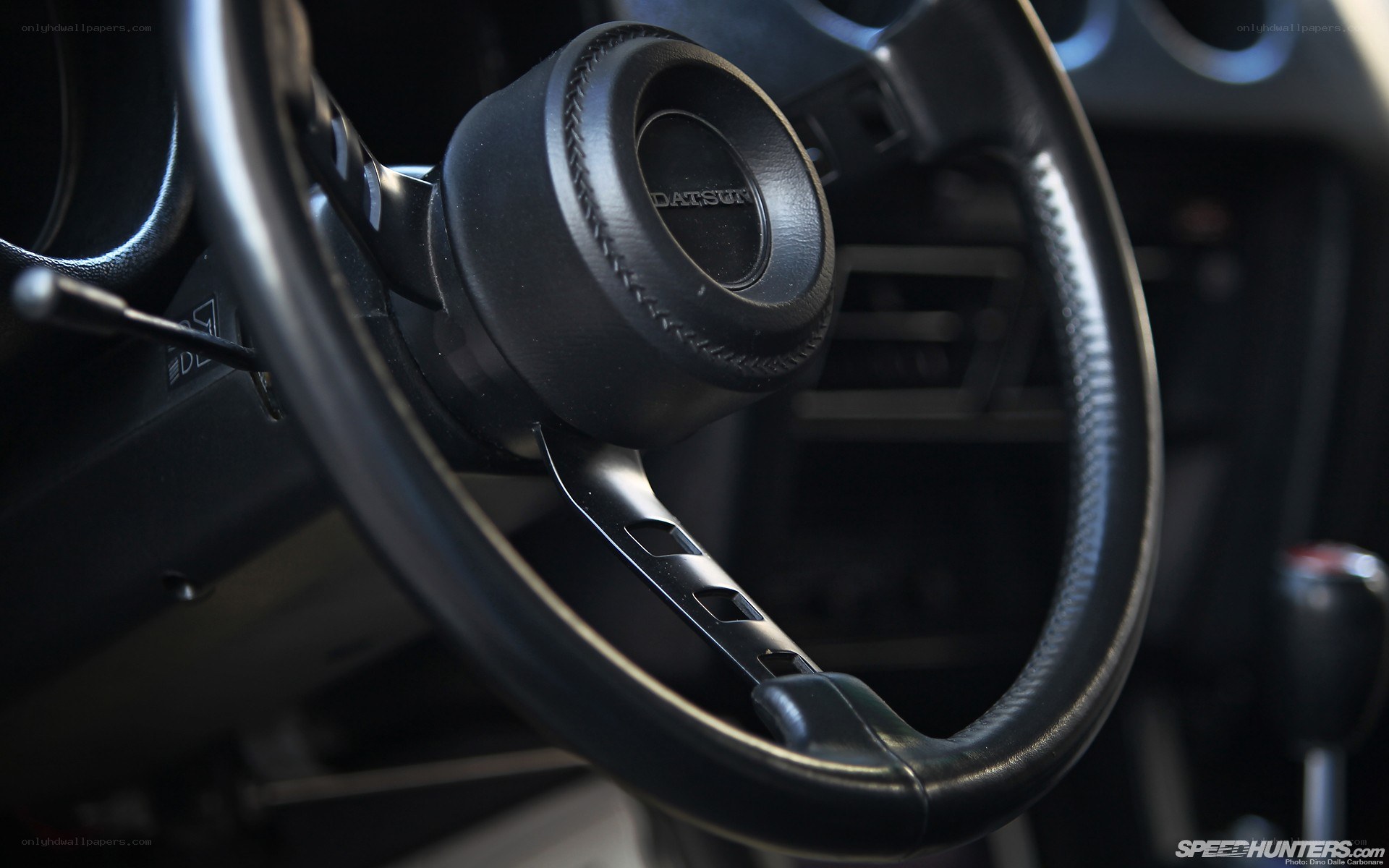 Datsun steering wheel interior