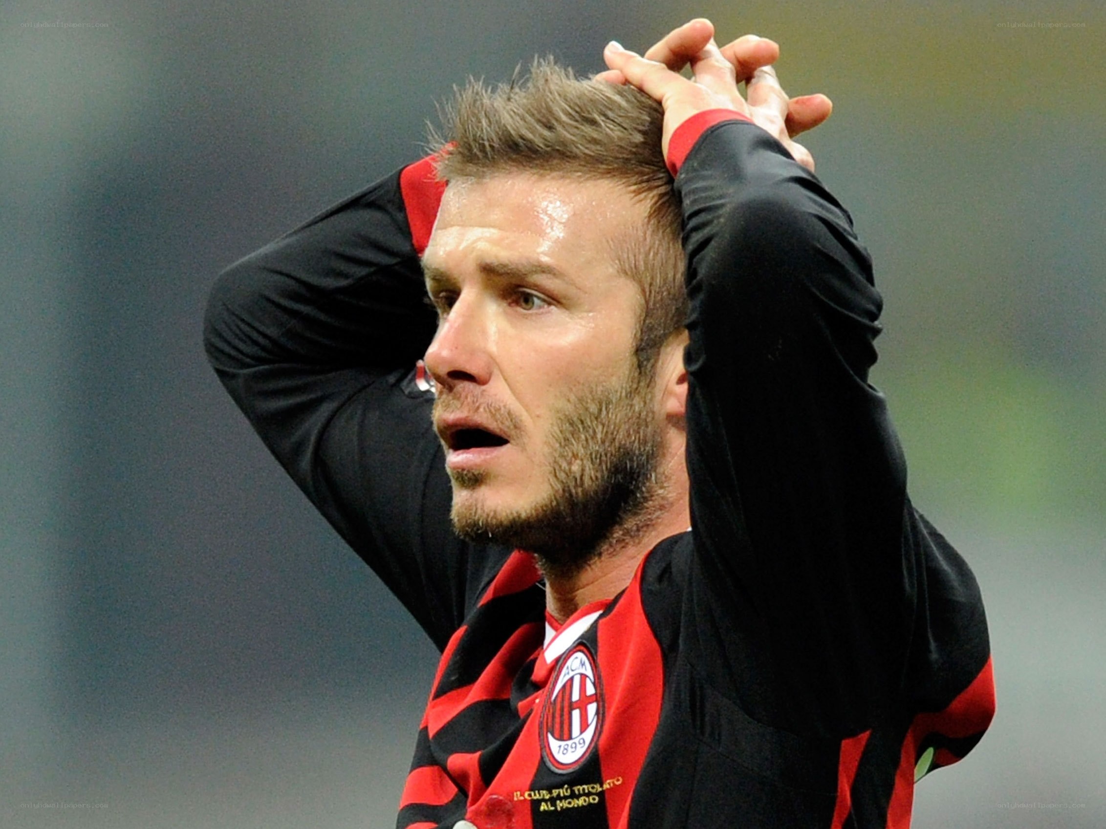 David Beckham in AC Milan jersey