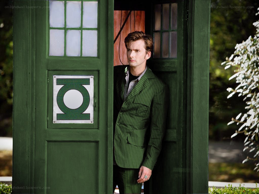 David Tennant in green suit