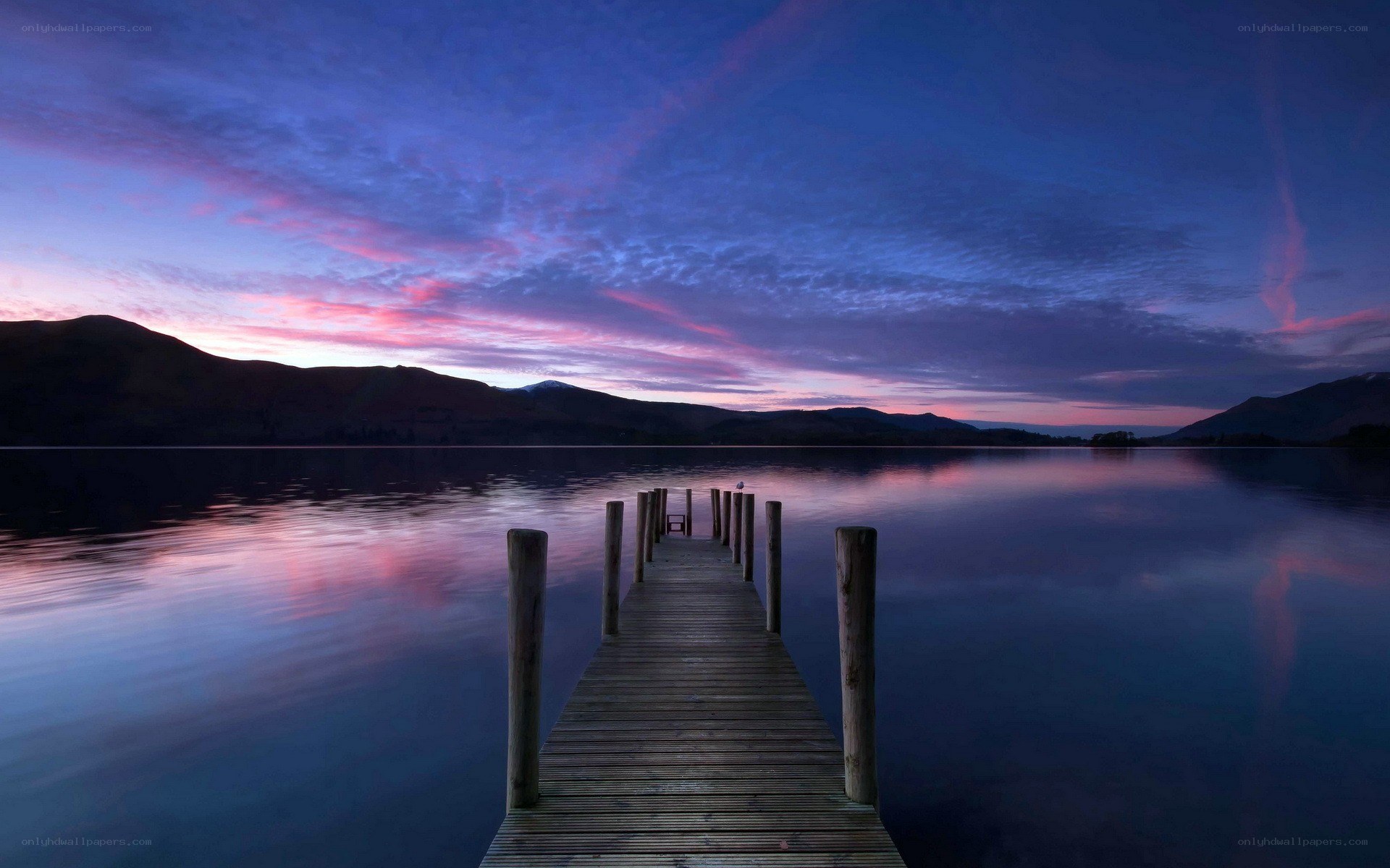 Dawn at the lake pier