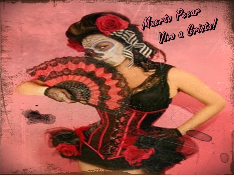 Day of the Dead woman with fan