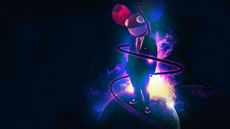Deadmau5 in Suit