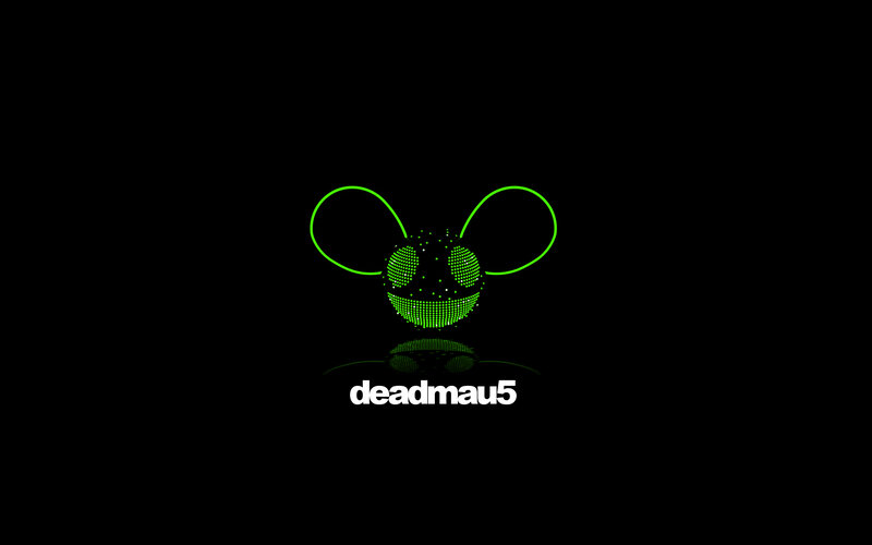 Deadmau5 logo on black
