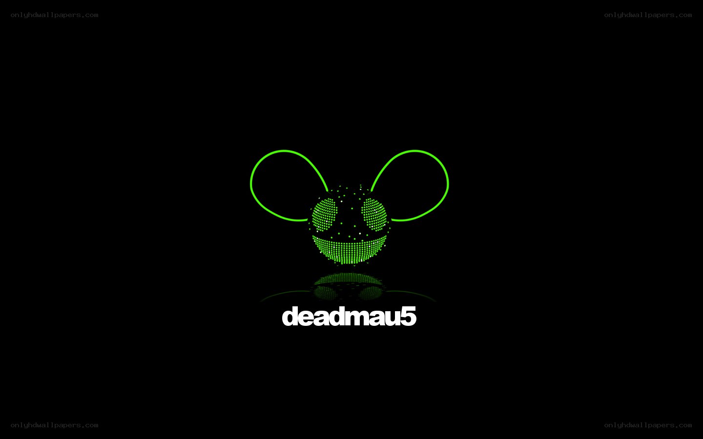 Deadmau5 logo on black