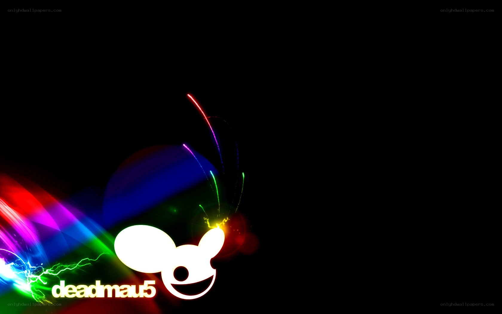 Deadmau5 logo with light trails