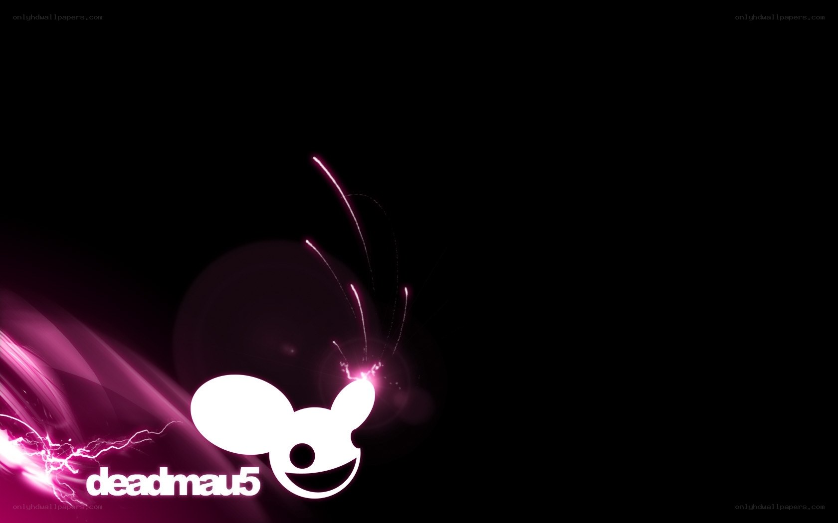 Deadmau5 logo with purple lights
