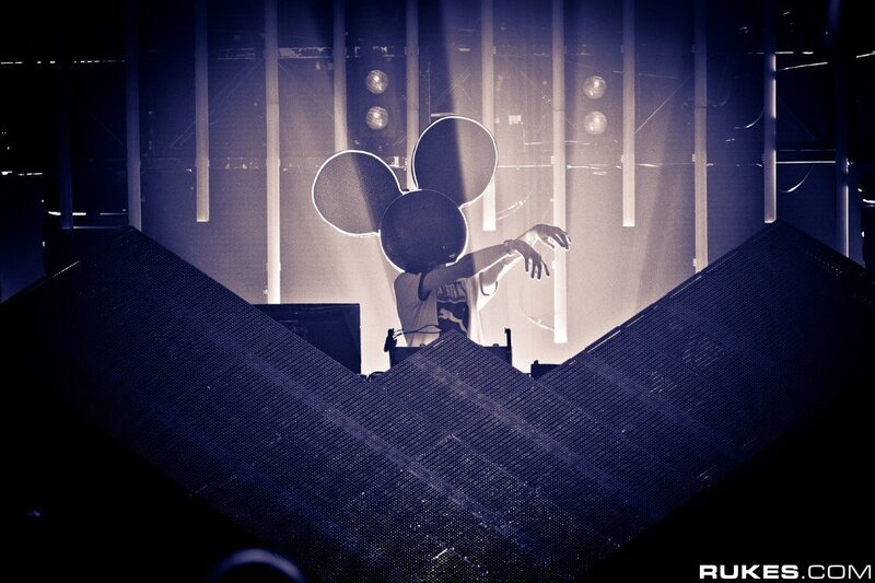 Deadmau5 performing live