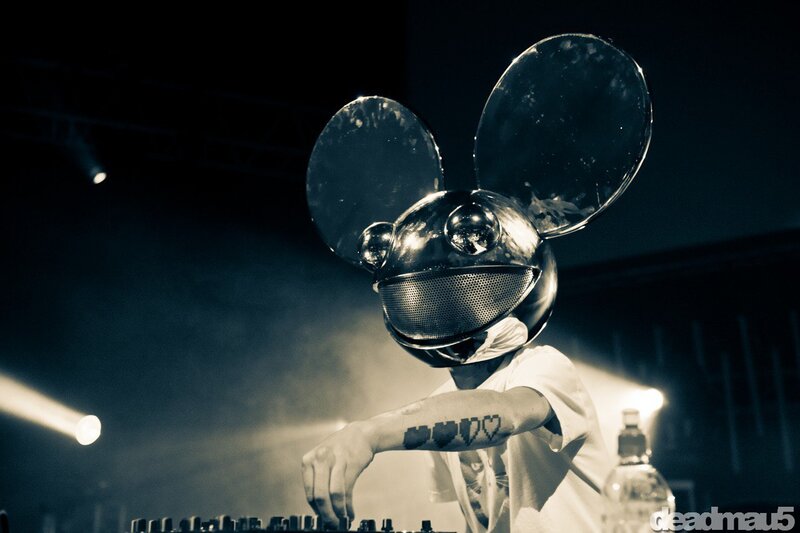 Deadmau5 performing live