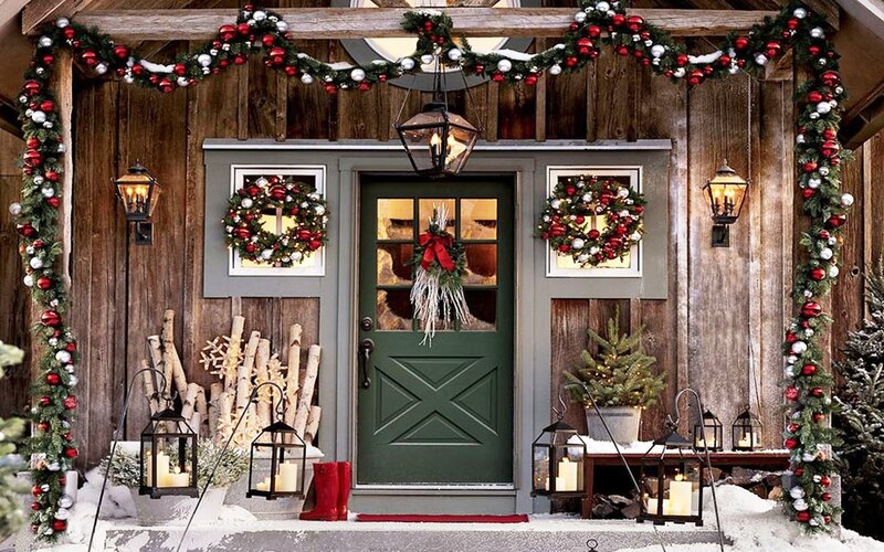 Decorated Cabin Porch — Green