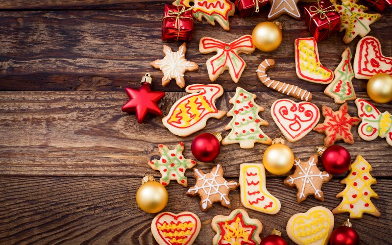 Decorated Christmas Cookies — Brown