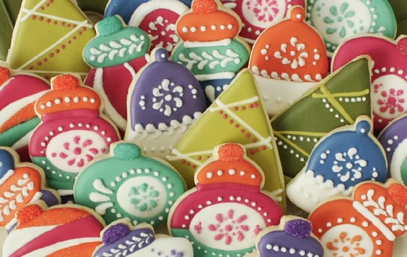 Decorated Christmas Cookies — Green, Festive, Winter