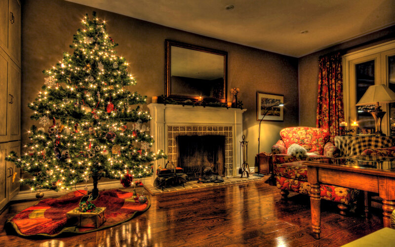 Decorated Christmas Tree — Brown, Cozy