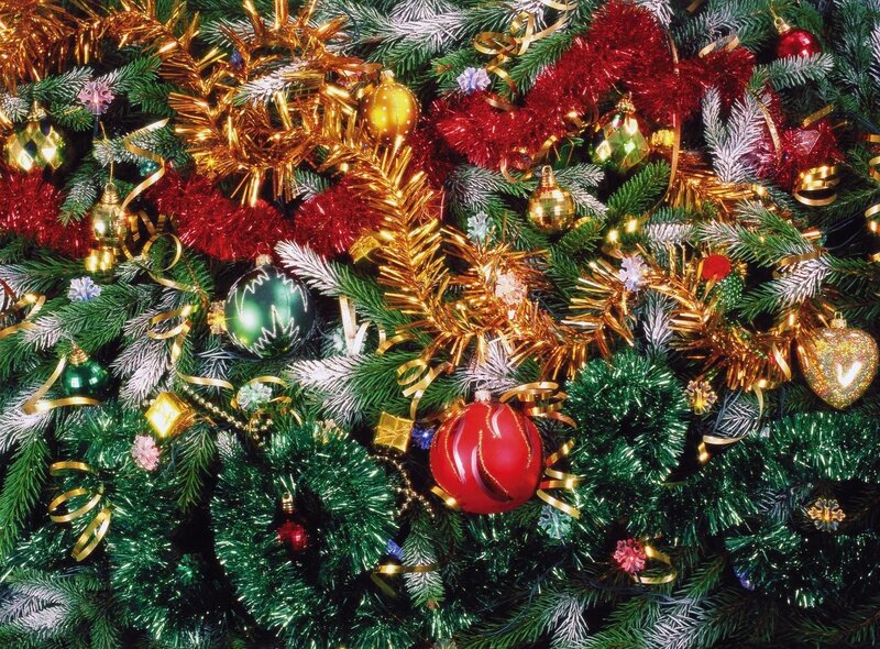 decorated christmas tree close-up