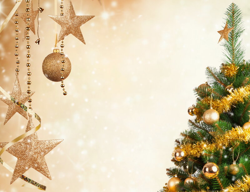 Decorated Christmas Tree — Gold, Festive, Winter