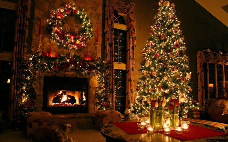 Decorated Christmas Tree — Green, Cozy, Night, Photograph, Fireplace, Wreath