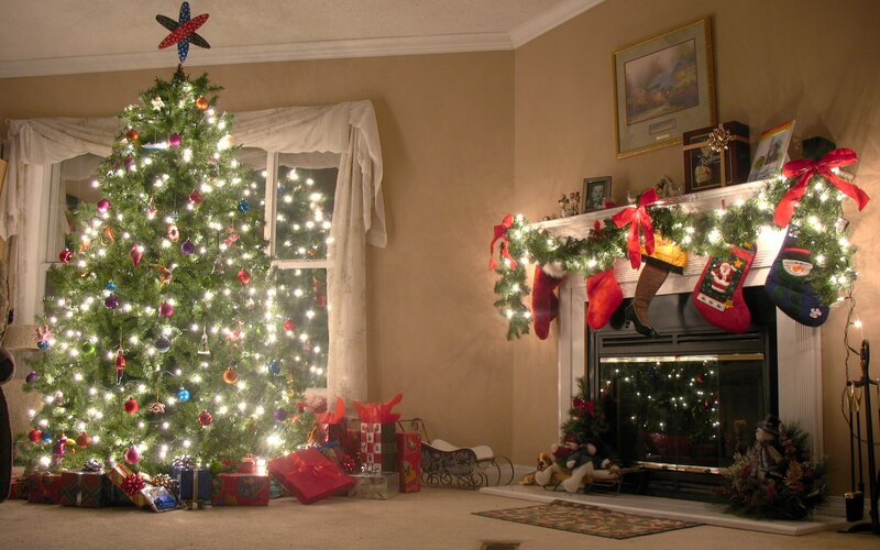 Decorated Christmas Tree — Green, Festive, Night, Photograph, Fireplace, Stockings