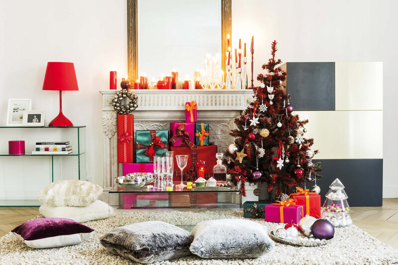 Decorated Christmas Tree — Red, Festive, Winter, Photograph, Fireplace, Presents