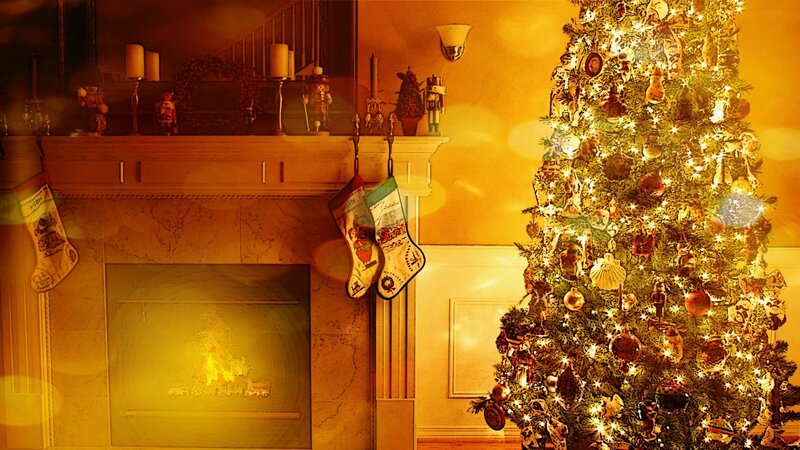 Decorated Christmas Tree — Yellow, Cozy, Winter