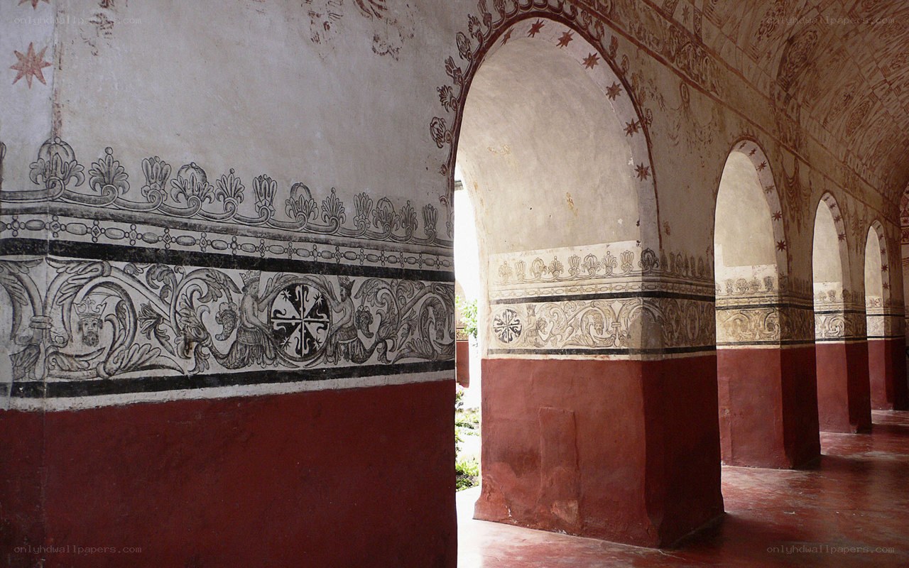Decorated colonial archway