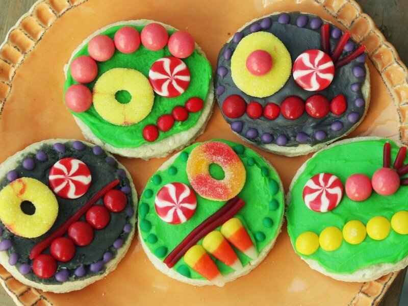 Decorated Cookies on Plate — Green
