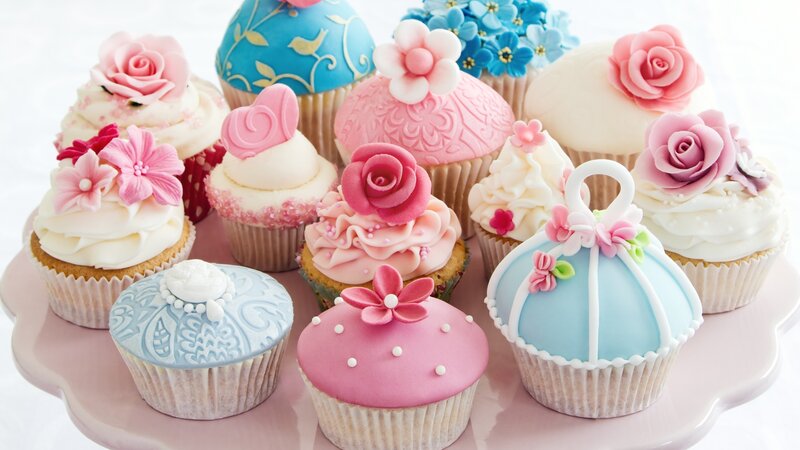 Decorated Cupcakes on Platter — Pink, Festive