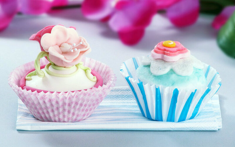 Decorated Cupcakes — Pink, Delicate