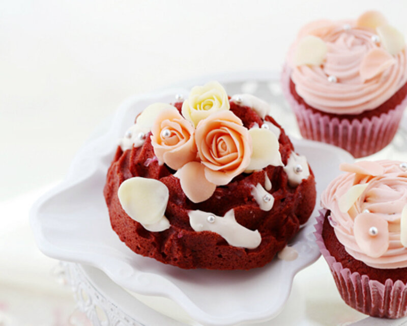 Decorated Cupcakes — Red