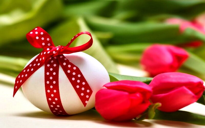 Decorated Easter Egg — White
