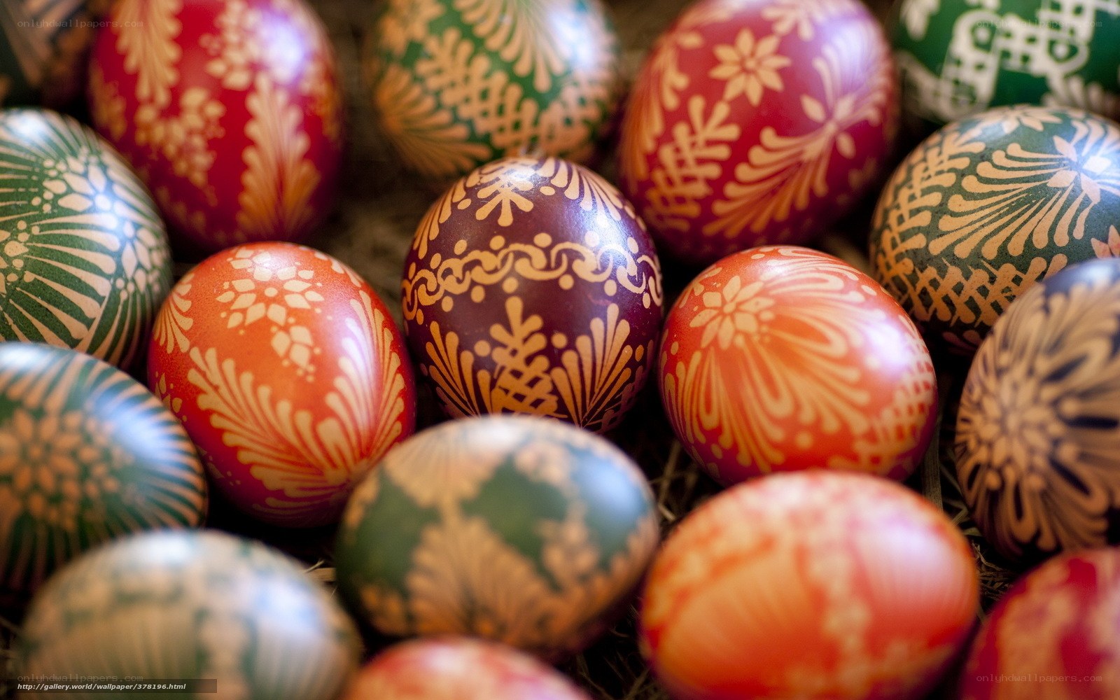Decorated Easter eggs in nest