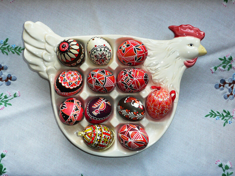 Decorated Eggs in Chicken Dish