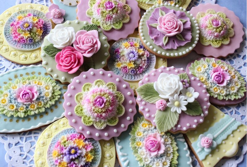 Decorated Floral Cookies — Pink