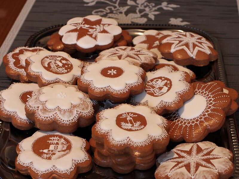 Decorated Gingerbread Cookies — Brown, Festive, Photograph, Icing