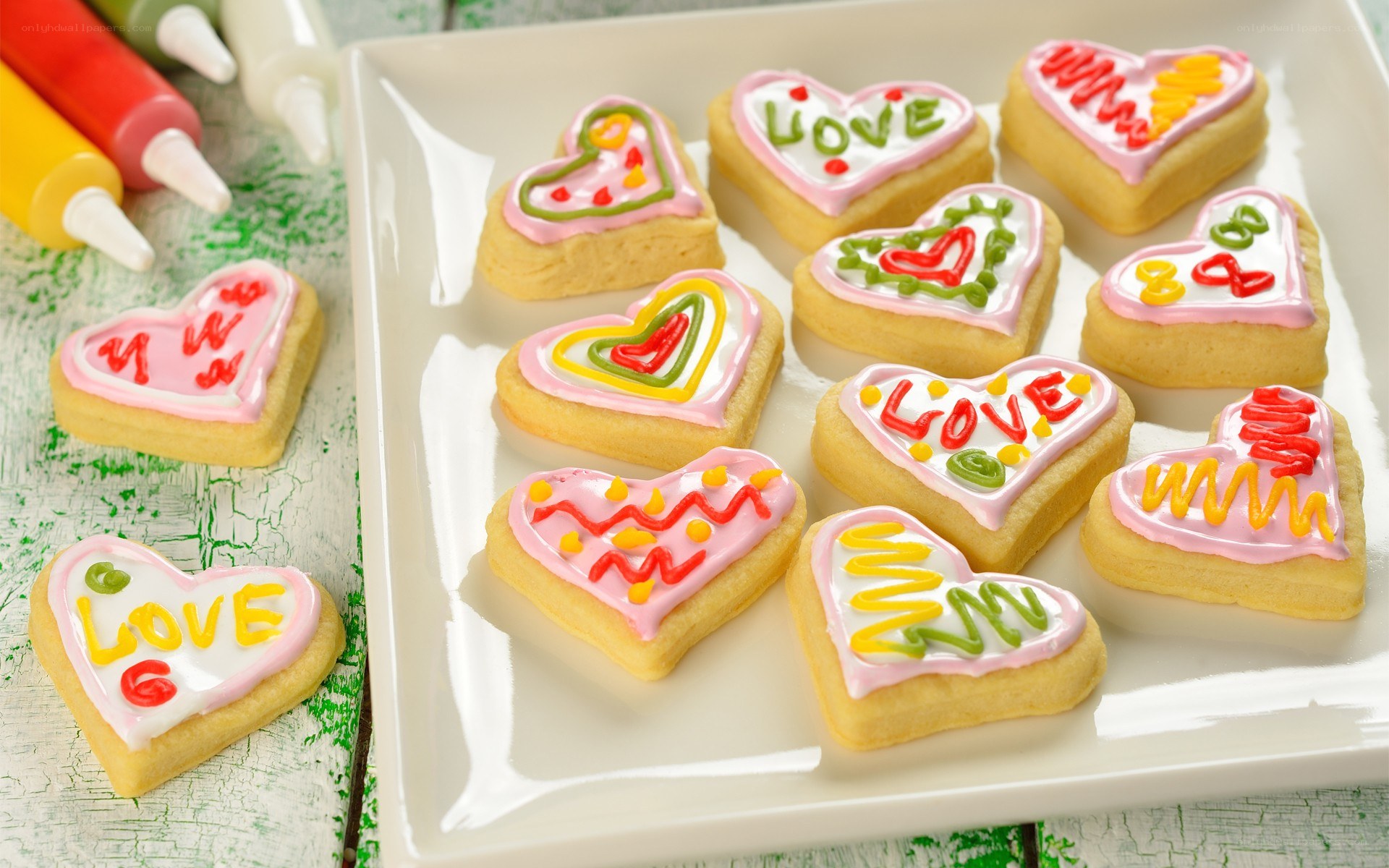 decorated heart-shaped cookies