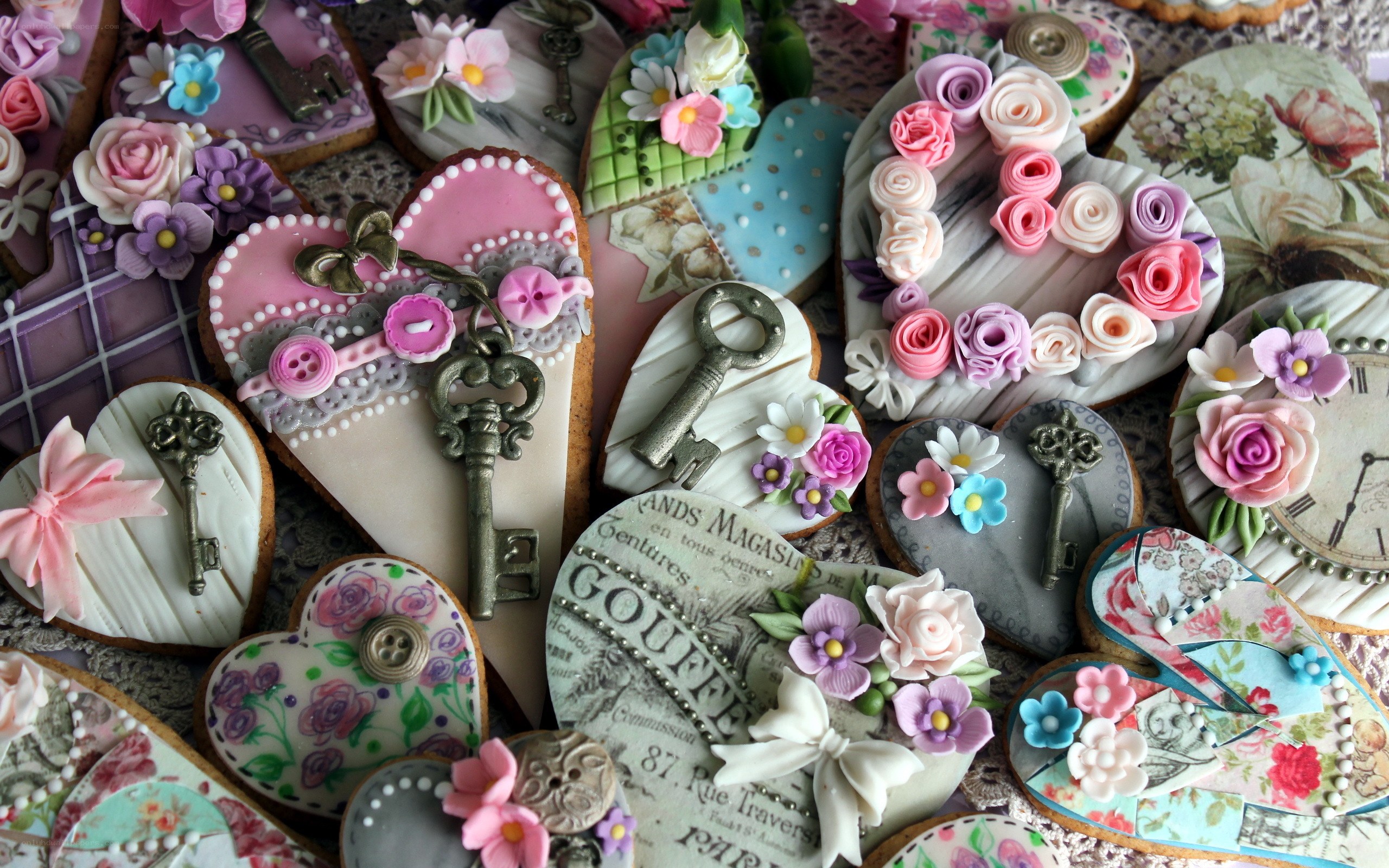 decorated heart-shaped cookies